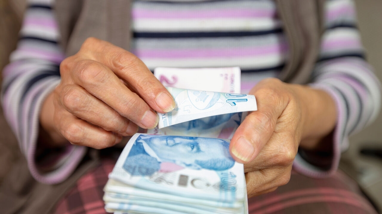 2025 Temmuz Zamlı Emekli Maaşı Açıklandı: En Düşük Emekli Aylığı Ne Kadar Oldu! Ek Zam Çıktı mı?